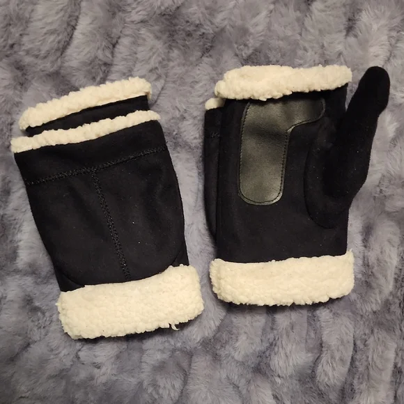 Isotoner Women's Black Mittens with Cream Trim - Picture 2 of 3